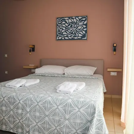 Nomia * Agios Nikolaos